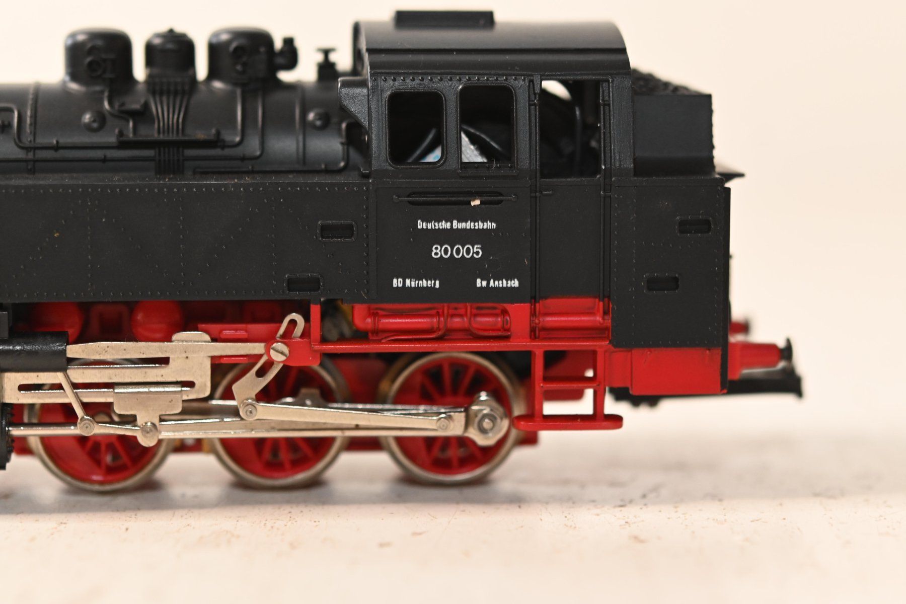 Lima Modelleisenbahnen: Lima BR 80 H0/DC läuft – Gebraucht aus Laupen ZH von Zmoewe 3