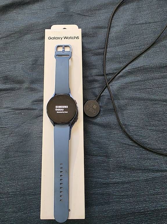 Smartwatch: Samsung smart watch – Gebraucht aus Bassersdorf von ros_mn7q