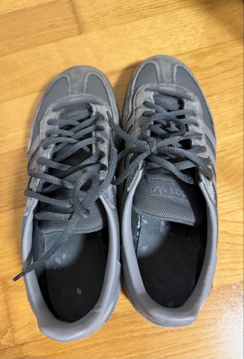 Adidas Scarpe da uomo: Adidas Spezial Gr. 42,5, Grau – Usato da Möhlin venduto da romano19 1
