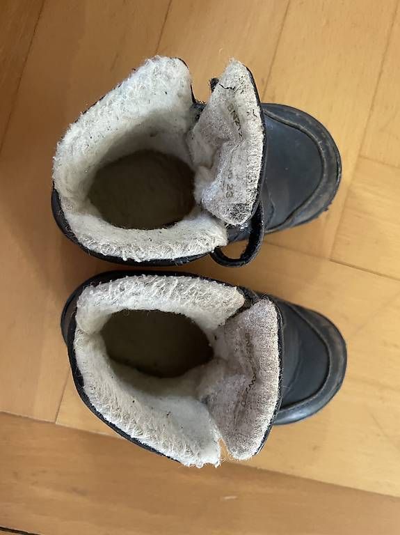 Scarpe per ragazzi: Blifestyle Gr. 23 – Usato da Schaffhausen venduto da paraula 2