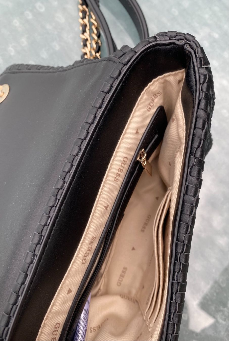 Guess Borse da donna: Guess Tasche – Nuovo (secondo la descrizione) da Goldau venduto da filiorum 3
