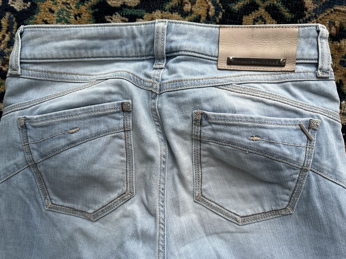 Jeans: Sportmax code cropped Jeans,26 – Gebraucht aus Evilard von Cristal111 3