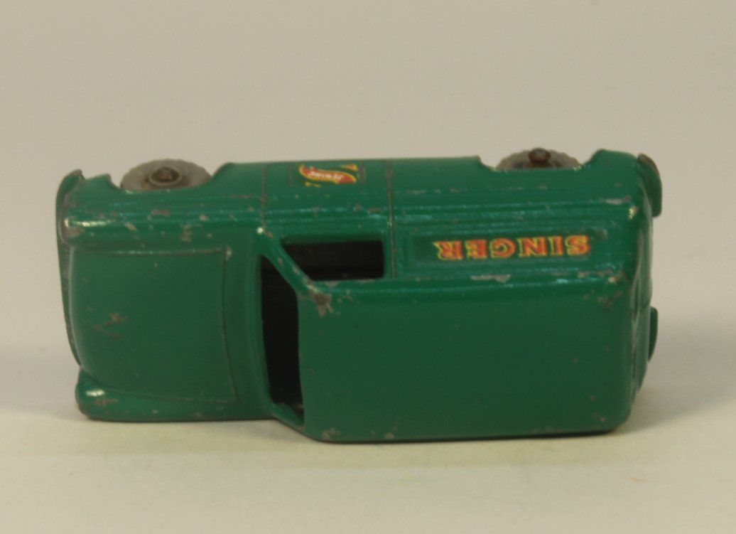 Matchbox Modellini d'auto: Matchbox Lesney 59A Singer Van – Usato da Zofingen venduto da Trukli58 4