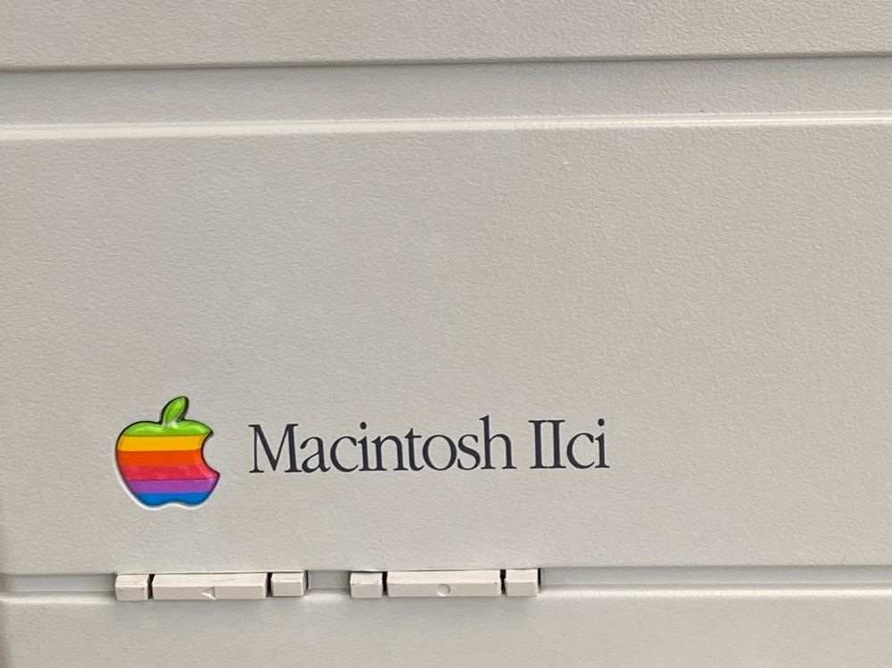 Macintosh IIci fully working and cleaned Kaufen auf Ricardo