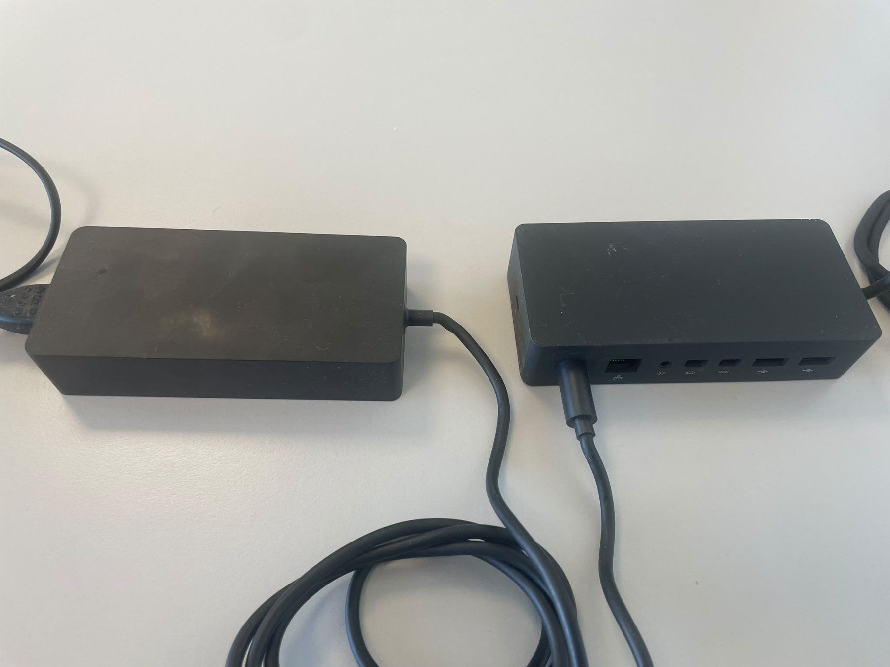 Microsoft Docking station: Microsoft Surface Dock inkl. Netzteil – Usato da Bern venduto da Mickito_ 3