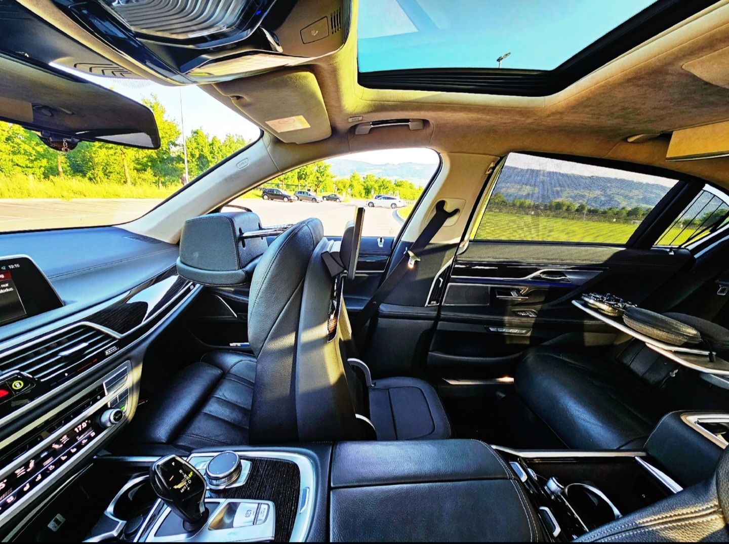 BMW Autos: BMW 750li g12 – Neu (gemäss Beschreibung) aus Wetzikon ZH von sel_tdz8 5