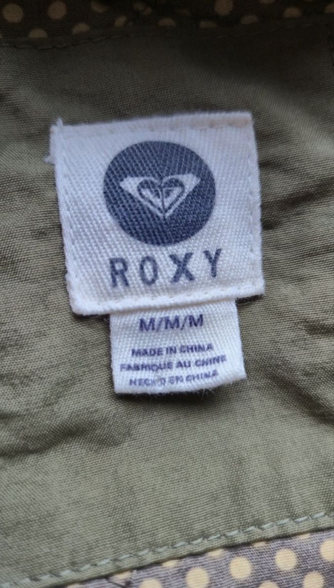 Roxy Vestes: Winterjacke Roxy Gr.M/ khaki mit Kapuze – Neuf (Voir description) à Horw par ast_b5c6 4