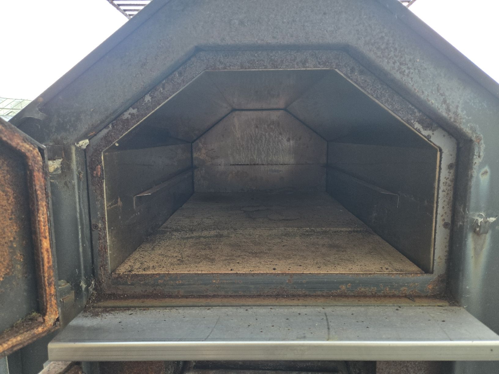 Pizzaofen: Pizzaofen auf Gestell – Gebraucht aus Oberglatt ZH von albarpitsch 1