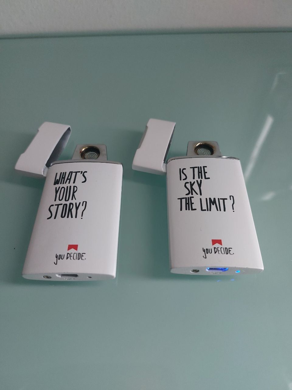 Marlboro Briquets: 2 MARLBORO USB Rechargeable Electronic Lighter – D'occasion à Pambio Noranco par Pol69