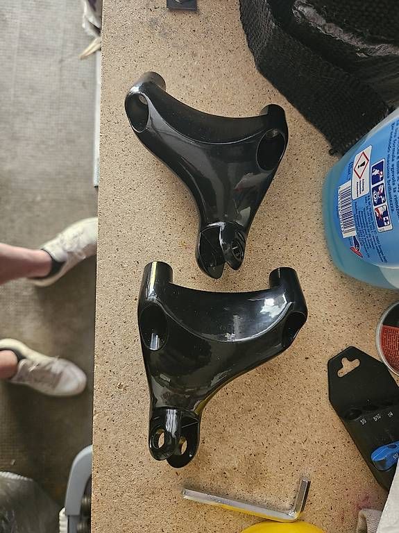 Autres décorations & accessoires: Support cale pieds sportster  – D'occasion à Collombey par rubrub 1