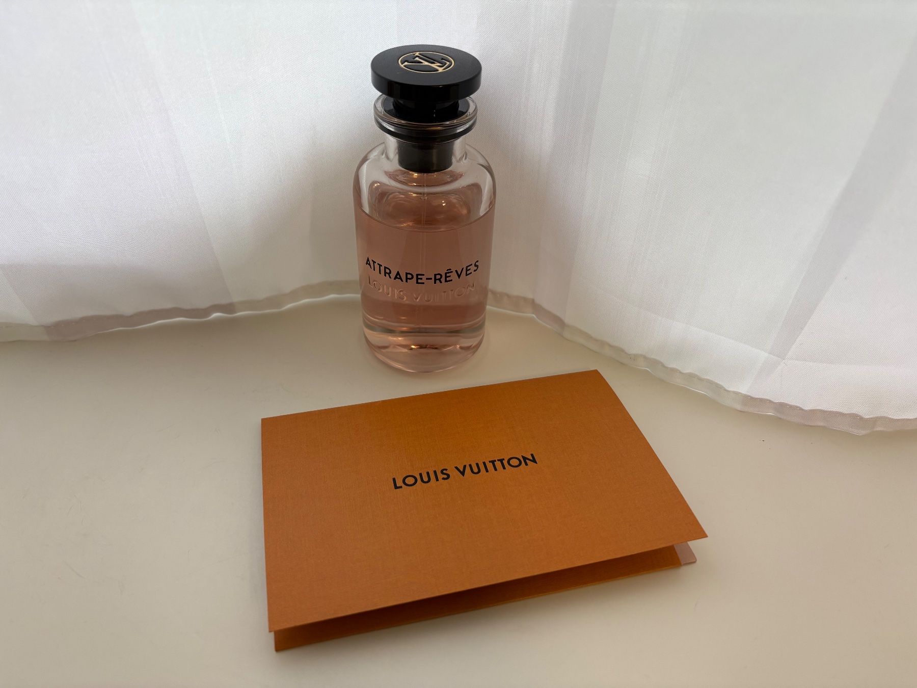 Louis Vuitton Profumi & Eau de Toilette: Louis Vuitton - Attrape-Rêves Eau de Parfum, 100 mL – Usato da Zürich venduto da cassandra1504 2