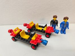 2 LEGO Autos mit Magnet, Magnetismus für Schule? Unterricht?
