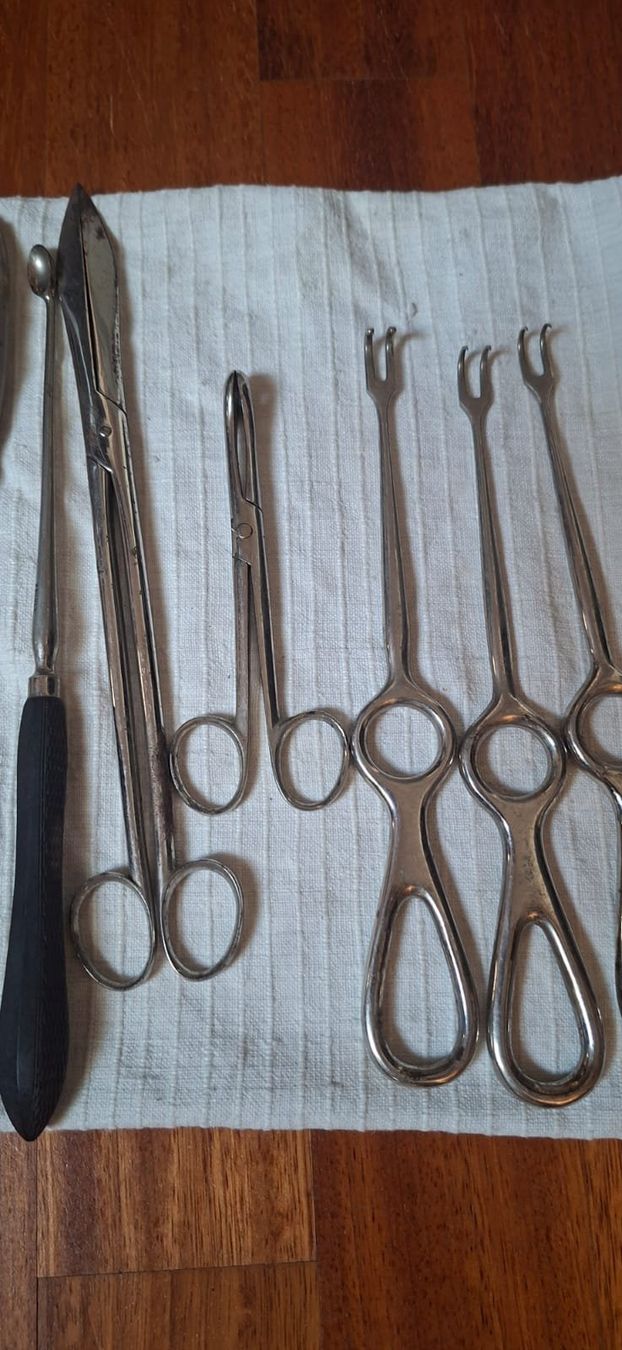 Attrezzature mediche: Lot instruments de chirurgie – Usato da Bevaix venduto da cry_hvf2 3