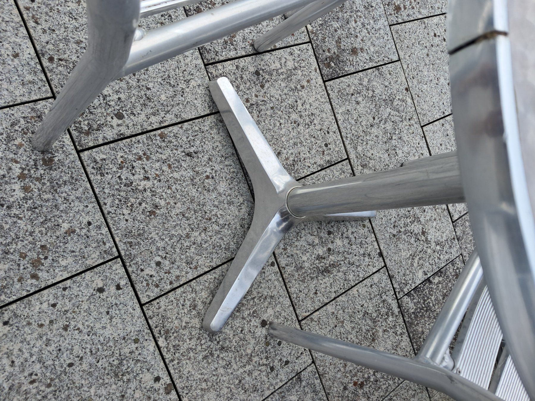 Tavoli: Table de jardin – Usato da moutier venduto da Dupont50 3