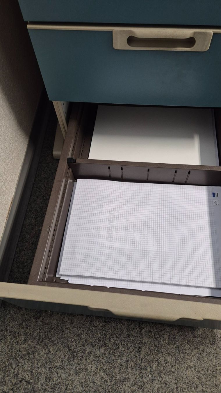 Schreibtische: Schreibtisch ensemble – Gebraucht aus Stettlen von kur_ss2z 6