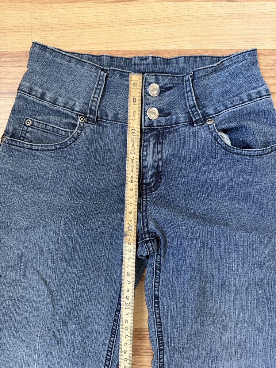 Jeans: Bootcut Jeans – D'occasion à Allschwil par power9000 4
