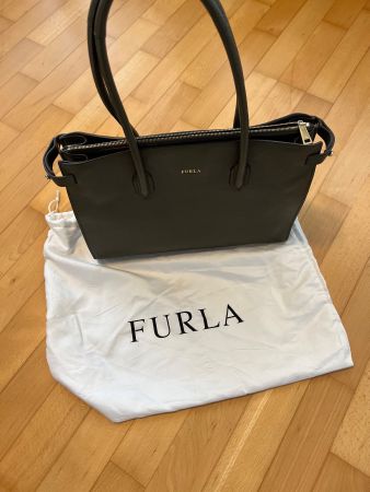Furla Handtasche (neuwertig)