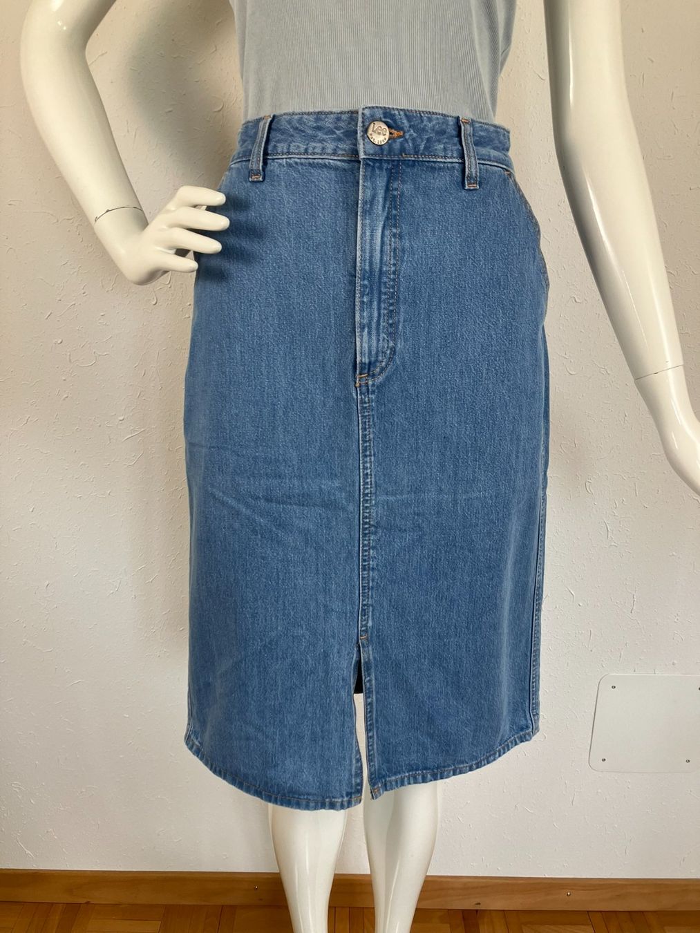 Lee Gonne: Lee Mom Jeansjupe W29 – Usato da Laupen ZH venduto da kar_lfz6 1