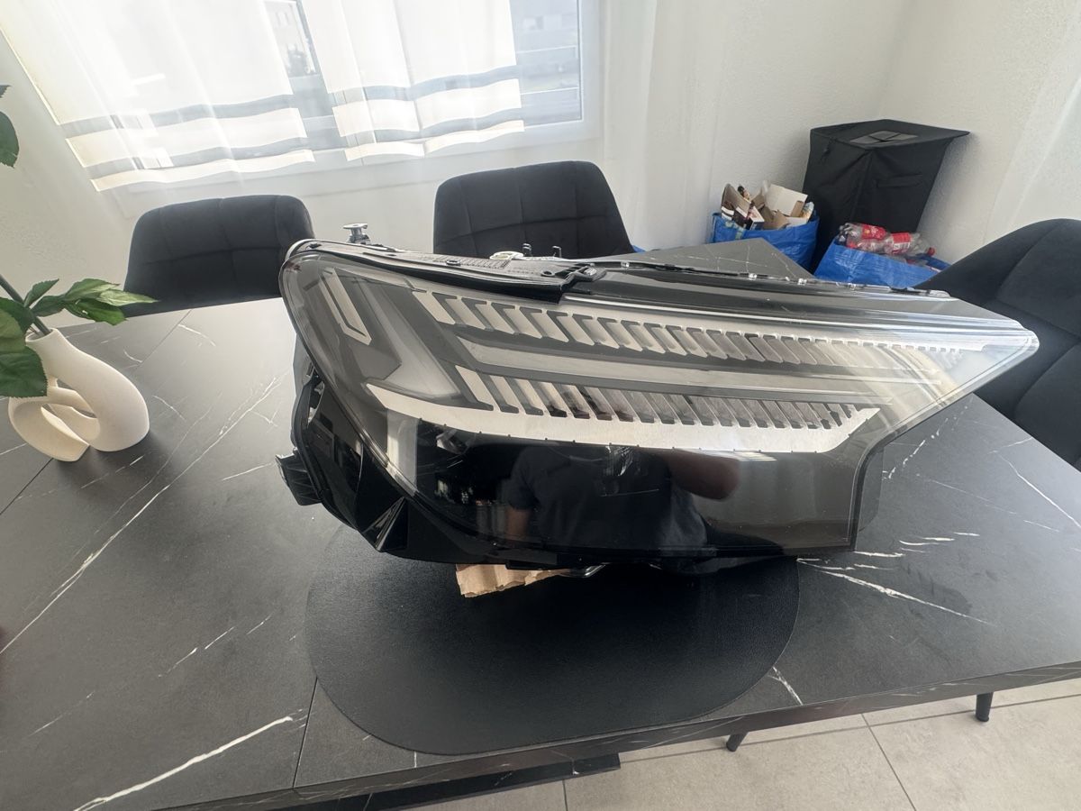 Audi Fari: Audi Q4 E-tron scheinwerfer rechts 89A-941-036-M – Usato da Schötz venduto da cla_rvq5 1