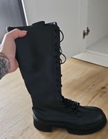 Coole schwarze Stiefel mit Schnürung, Grösse 40, neuwertig