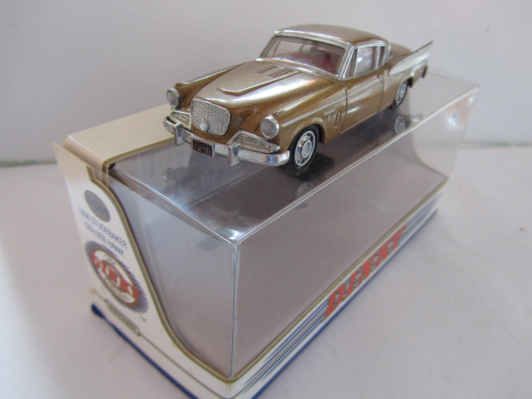 Matchbox Voitures modèles: Studebaker Golden Hawk, Dinky Matchbox – D'occasion à Weiningen ZH par dietsch57