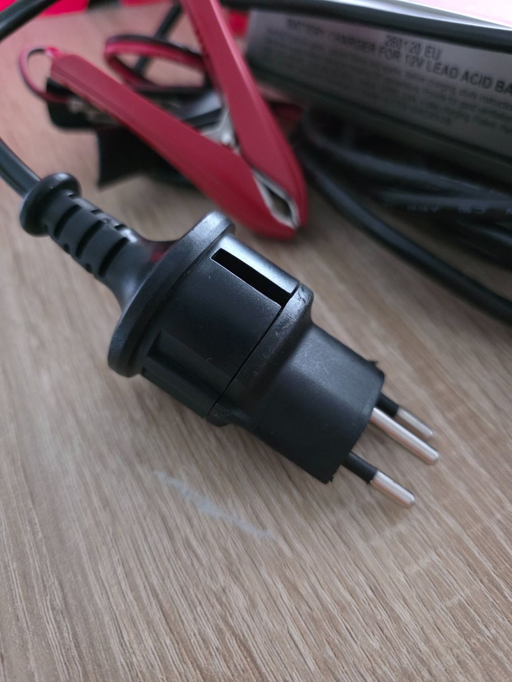 Ctek Caricabatterie: Ferrari Original Batterieladegerät – Usato da Zell LU venduto da Txxl 2