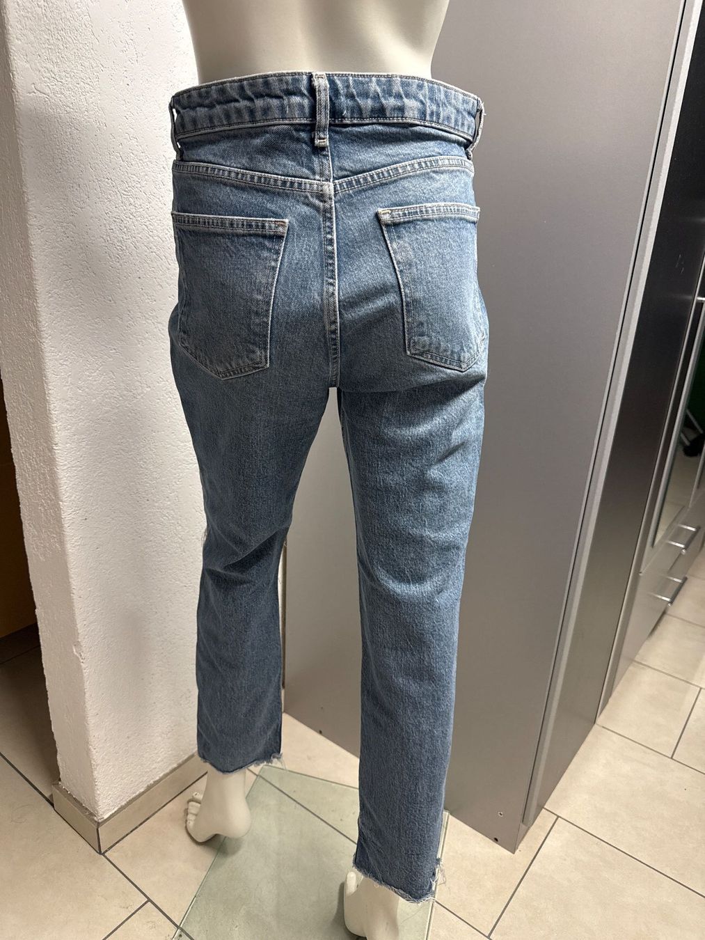 Zara Jeans: JEANS ZARA gr 40 – Usato da Birr venduto da WalkyriaM 1