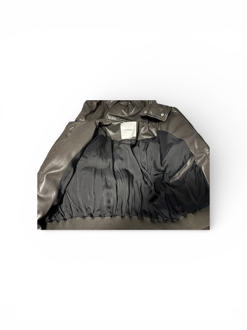 Nanushka Jacken: BLOUSON HIVER NANUSHKA – Gebraucht aus Essertines-Yverdon von aureljos_pics 1