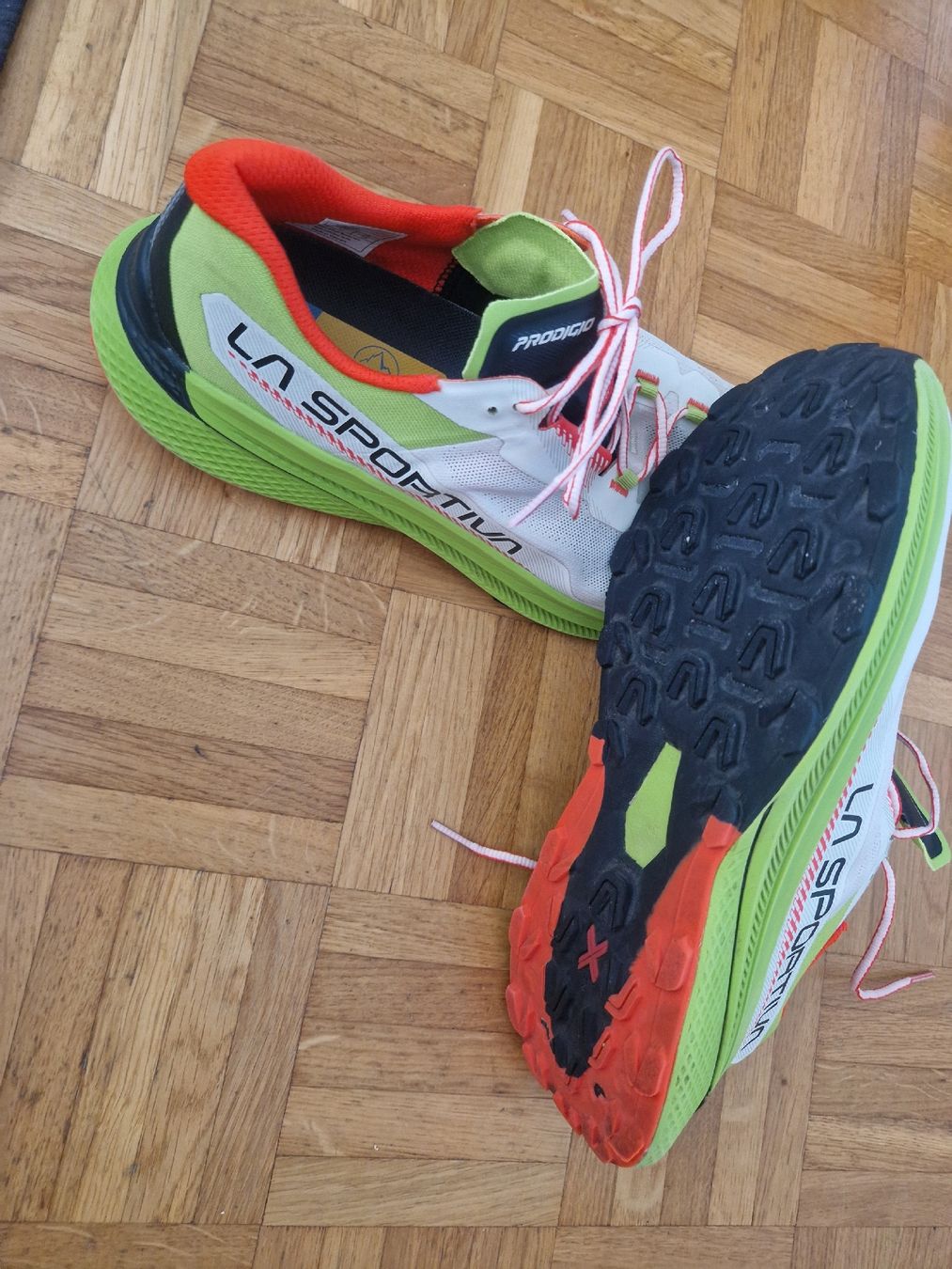 La Sportiva Scarpe da uomo: Baskettes LA SPORTIVA 44 2/3 – Nuovo (secondo la descrizione) da Chavannes pres renens venduto da Scbel 3