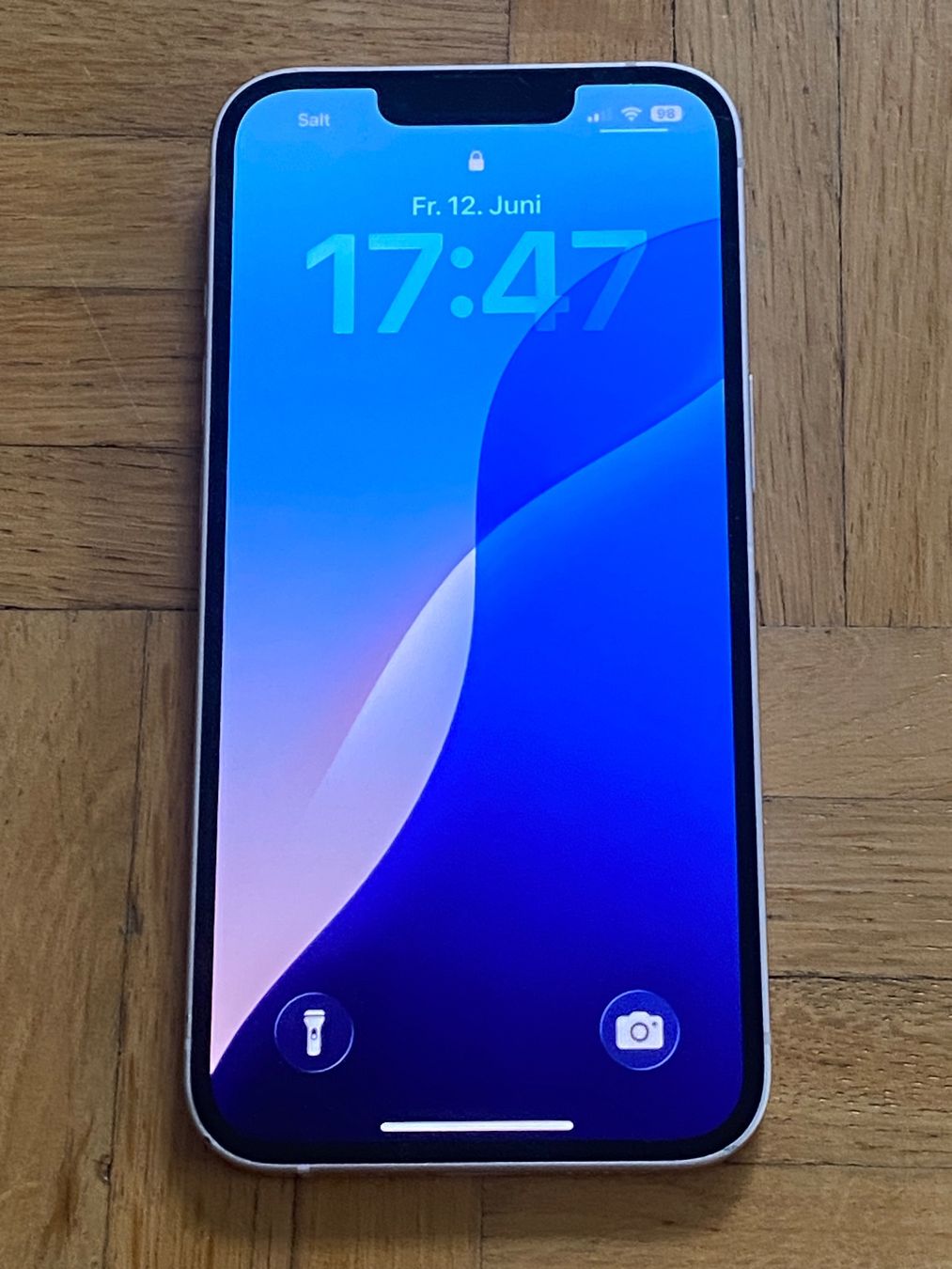 Apple Handys / Smartphones: iPhone 13, einwandfrei, Farbe hellrosa – Gebraucht aus Romanshorn von luxcollect