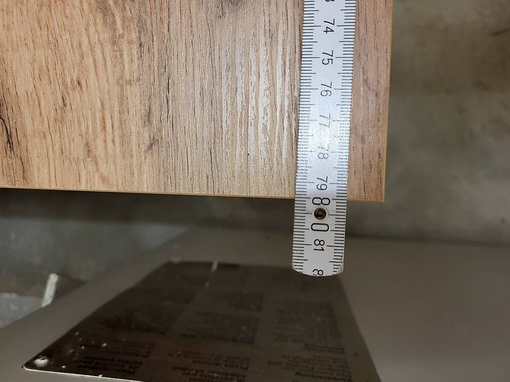 Tavoli: Tisch quadratisch – Usato da Muttenz venduto da YMeier1 3