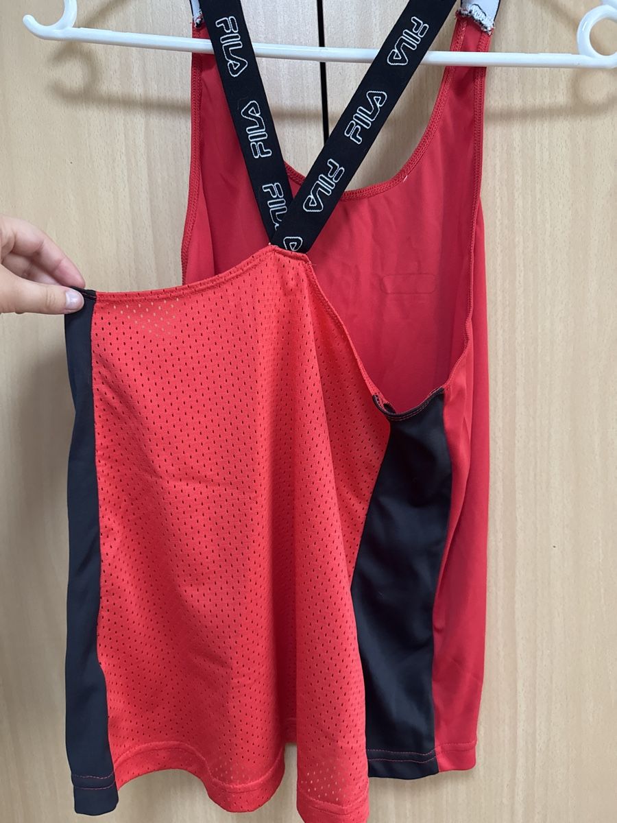 Fila Tops: Fila Sporttop, Rot/Schwarz, Grösse S – Neu (gemäss Beschreibung) aus Thun von Vans_98 2