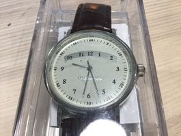 Olympus Sammler-Armbanduhr mit Lederarmband, neuwertig