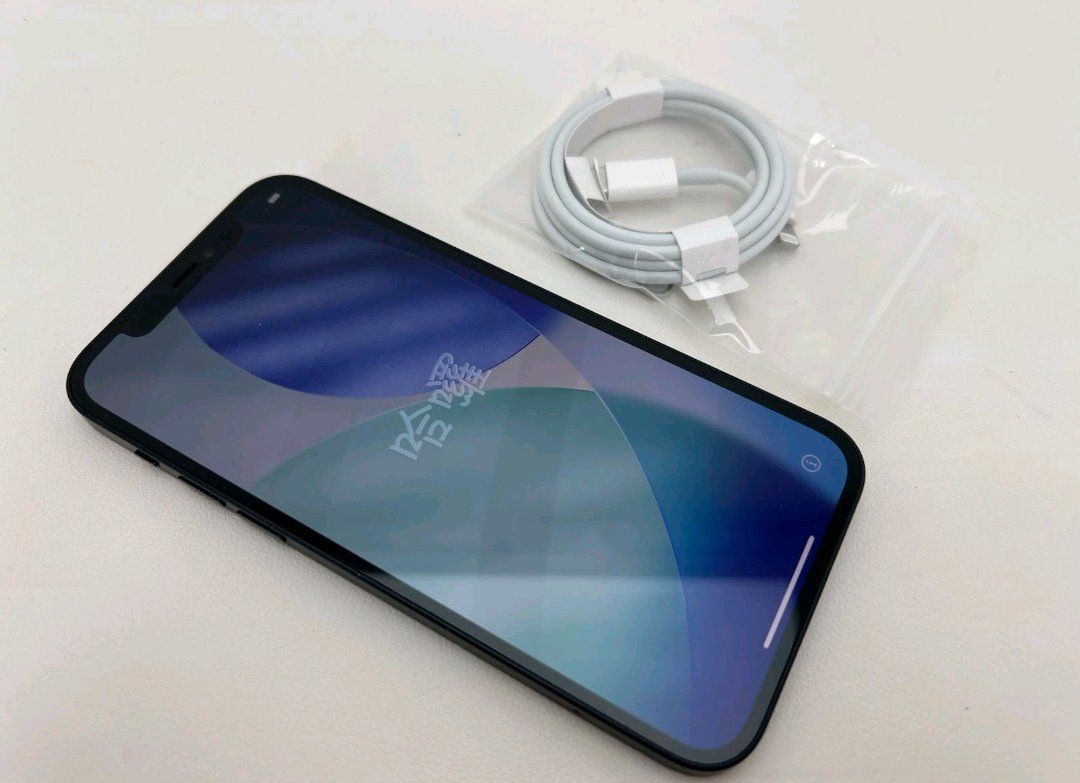 Apple Telefoni cellulari / Smartphones: iPhone 12 (256GB) Akku 99% – Usato da Luzern venduto da Waince786 3
