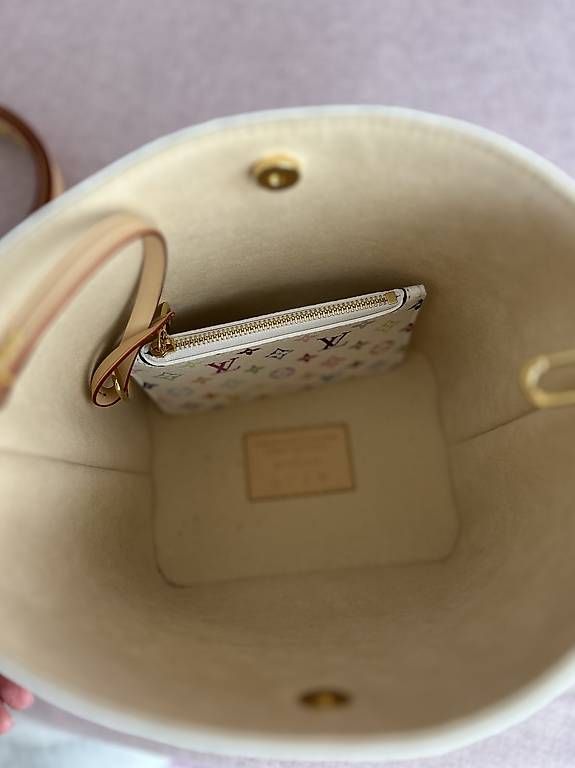 Louis Vuitton Borse da donna: Louis Vuitton secchiello – Nuovo (secondo la descrizione) da Sorengo venduto da at217 3