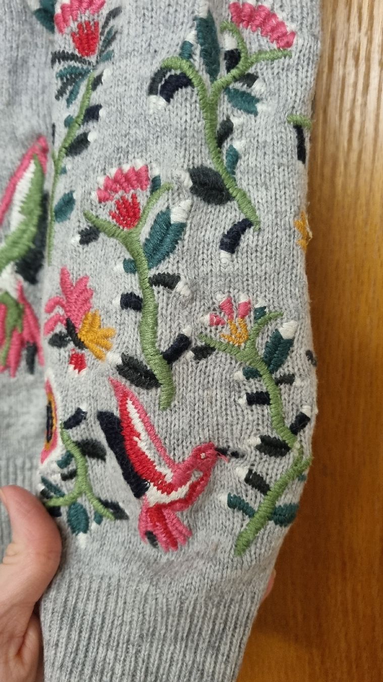 Lieblingsstück Maglioni & Felpe: Lieblingsstück! Wunderschöner bestickter Pullover, Gr. 34 – Usato da Oftringen venduto da MalousAllerlei 4