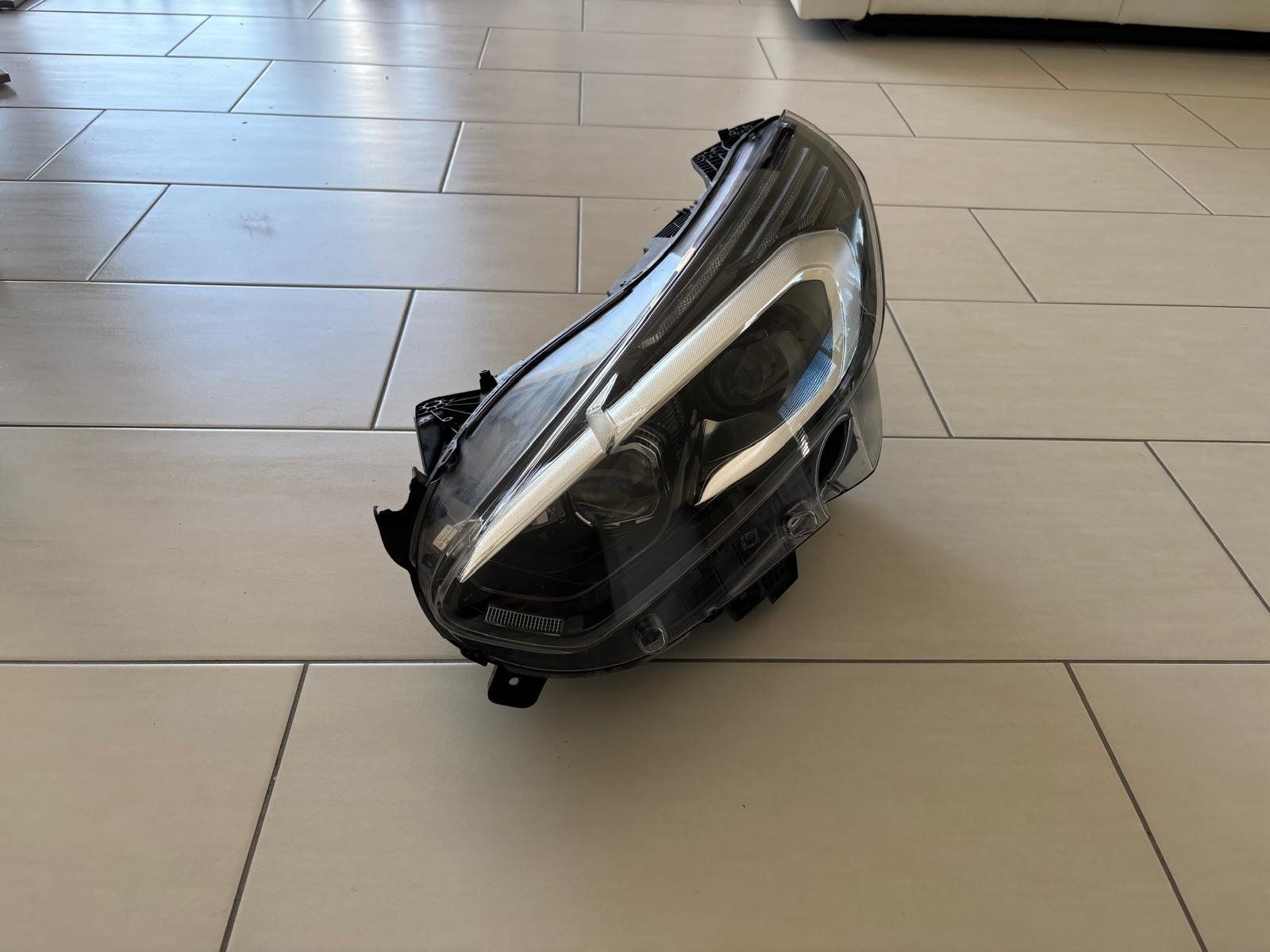 Ford Fari: Phare LED gauche Ford S-max – Nuovo (secondo la descrizione) da Estavayer-le-Lac venduto da Lor_tjg5 2