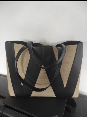 Borsa Weekend MaxMara, tela e pelle nera