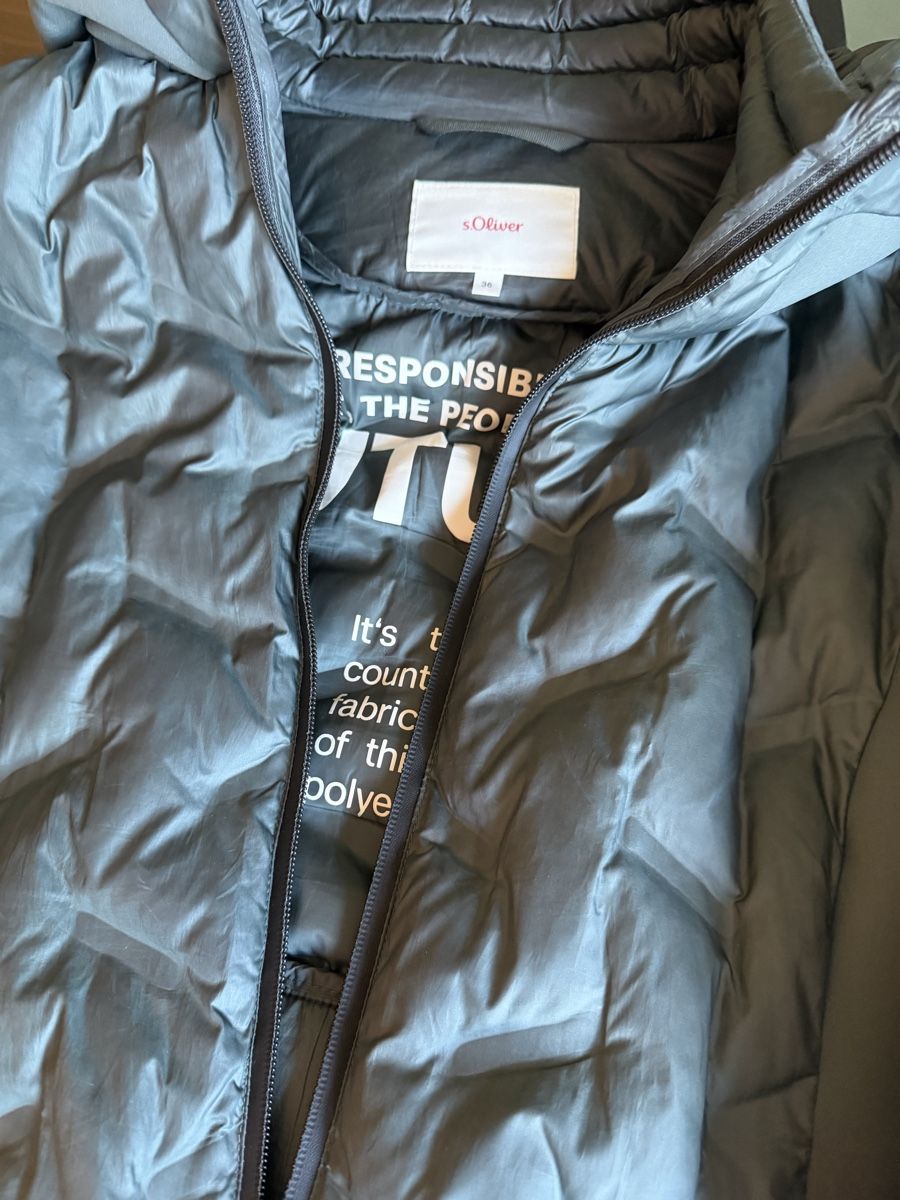 S.Oliver Giacche: s.Oliver Damen Übergangsjacke mit Kapuze – Usato da Sursee venduto da ste_zr96 1