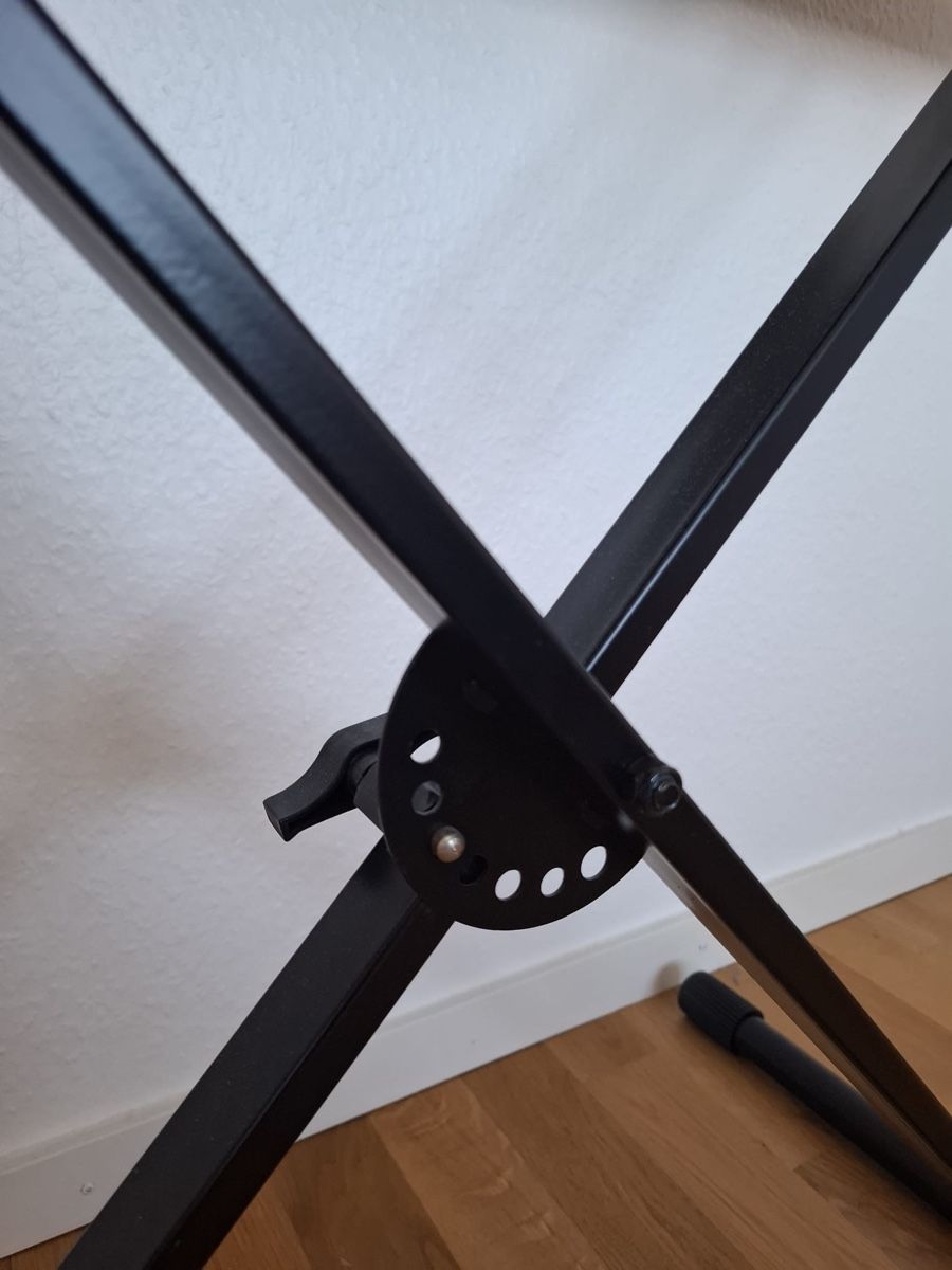 Yamaha Strumenti musicali: Clavier Yamaha bon état – Usato da La Ferrière venduto da MichaelGerber. 1