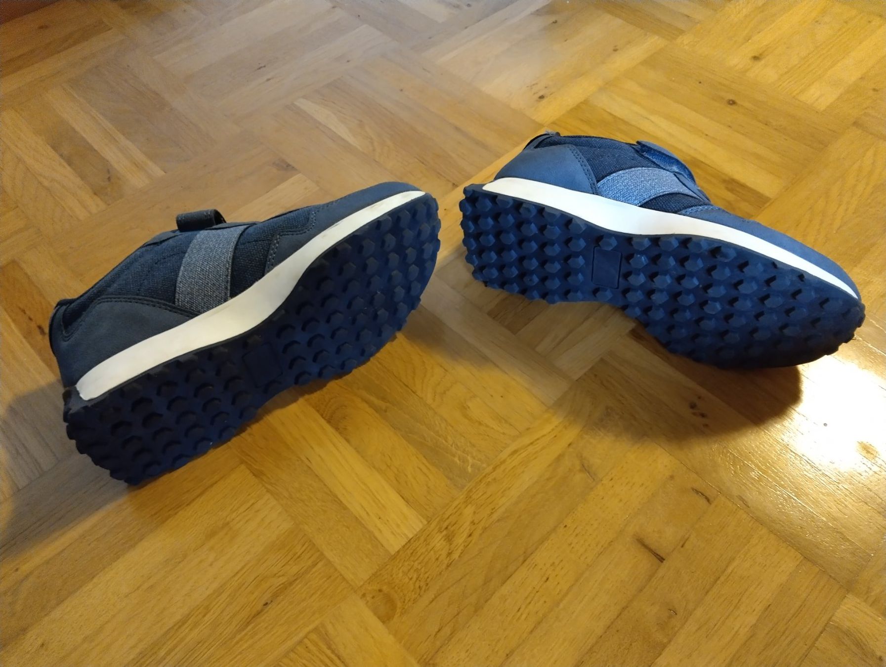 Scarpe da uomo: Kinder Schuhe, Grösse 31, Top Zustand! – Usato da Oberdorf NW venduto da niederj 2
