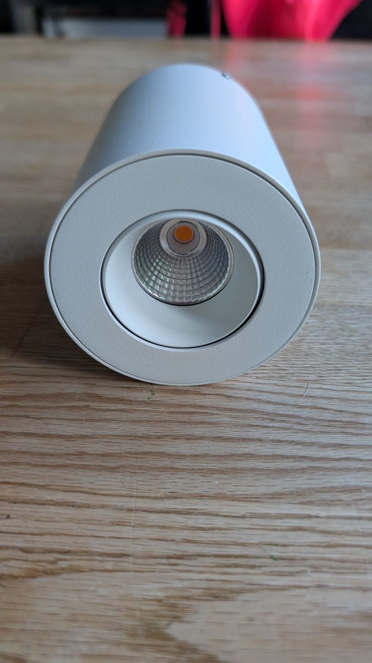 Zumtobel Kronleuchter & Deckenlampen: Zumtobel MICROS II HE SC68 - LED-Anbauleuchte – Gebraucht aus Oberglatt ZH von Nova-X 1