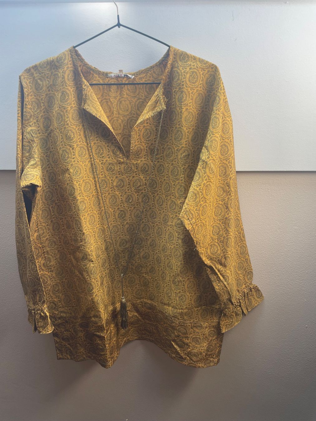 Camicette: Yves Saint Laurent - Rive Gauche – Usato da Minusio venduto da Pink222
