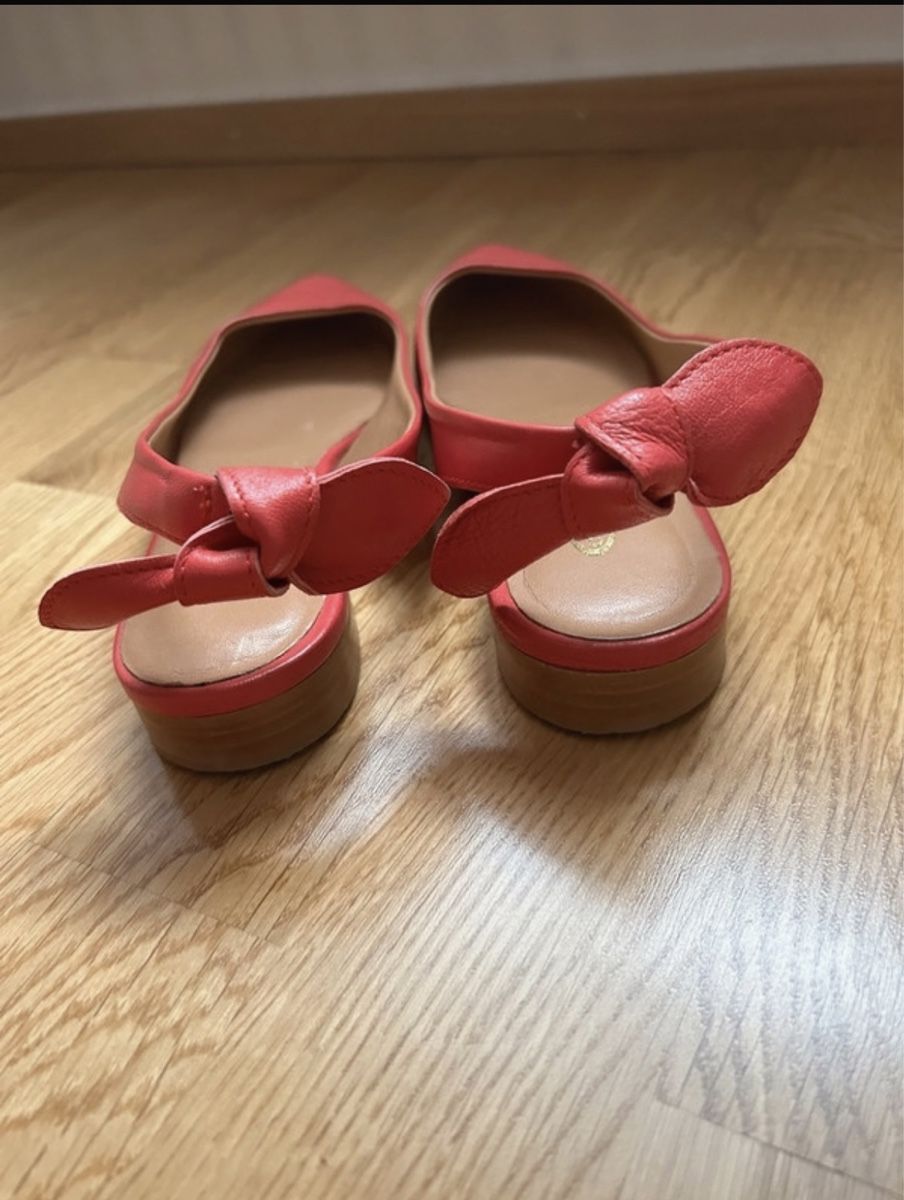 Scarpe da donna: Slingback la cuoieria – Usato da Basel venduto da mel_5fzy 2