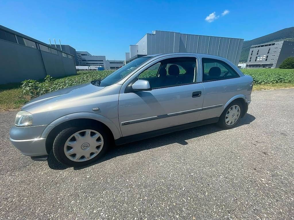Opel Automobili: Opel Astra – Usato da Rumisberg venduto da werk5_blitz 1