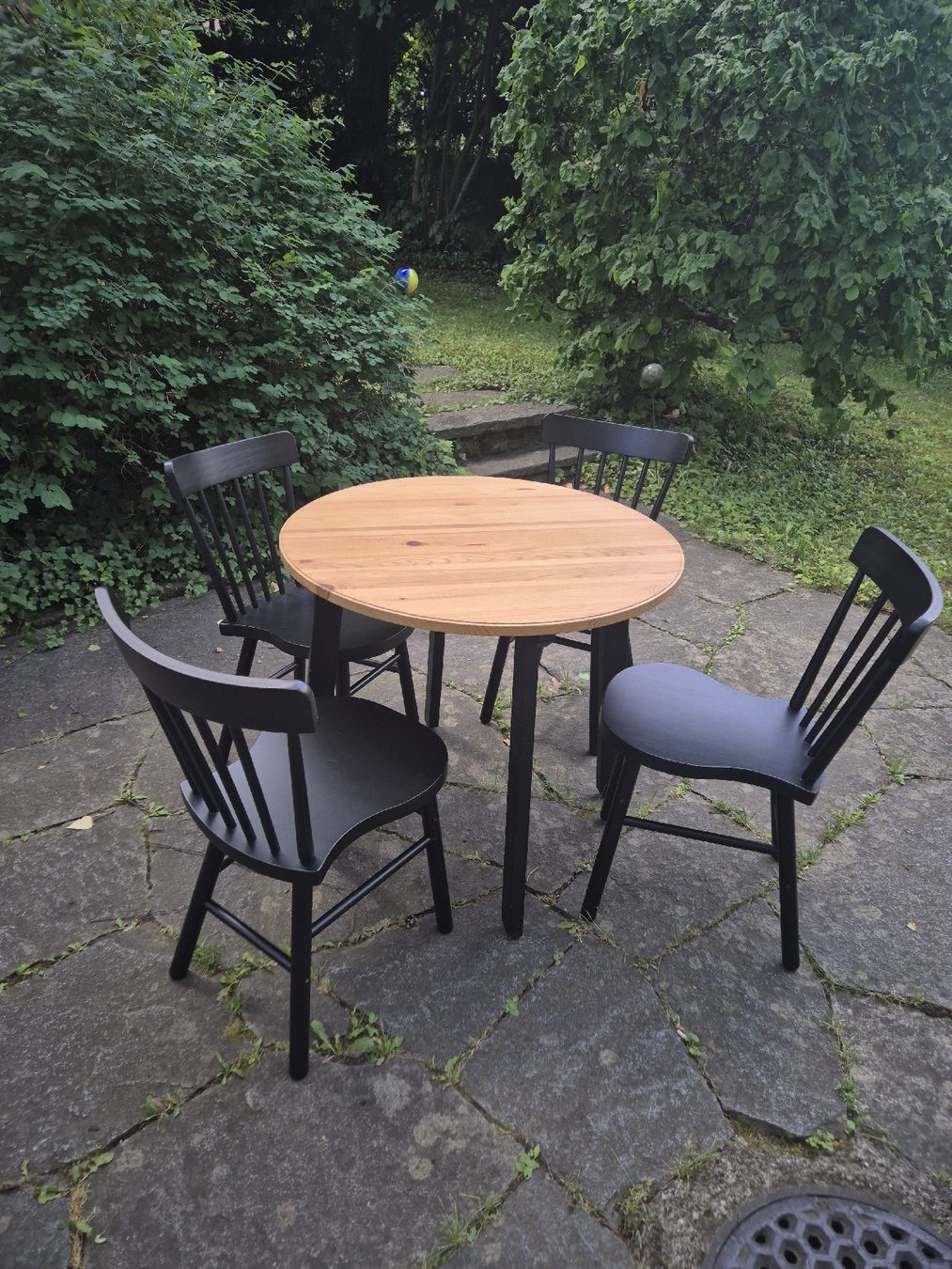 Ikea Set de table et chaises: Gamlared Tisch 4 x  Norraryd Bistro Stuhl IKEA – D'occasion à Zürich par Drago670 1