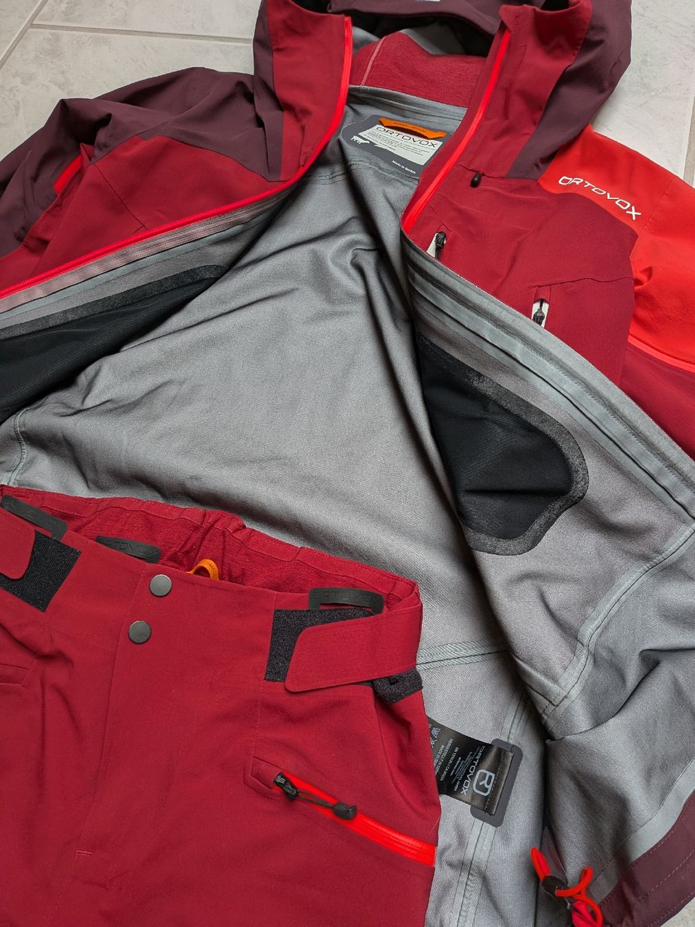 Ortovox Giacche: Ortovox Damen Jacke & Hose – Usato da Küssnacht am Rigi venduto da schweizerrose 6