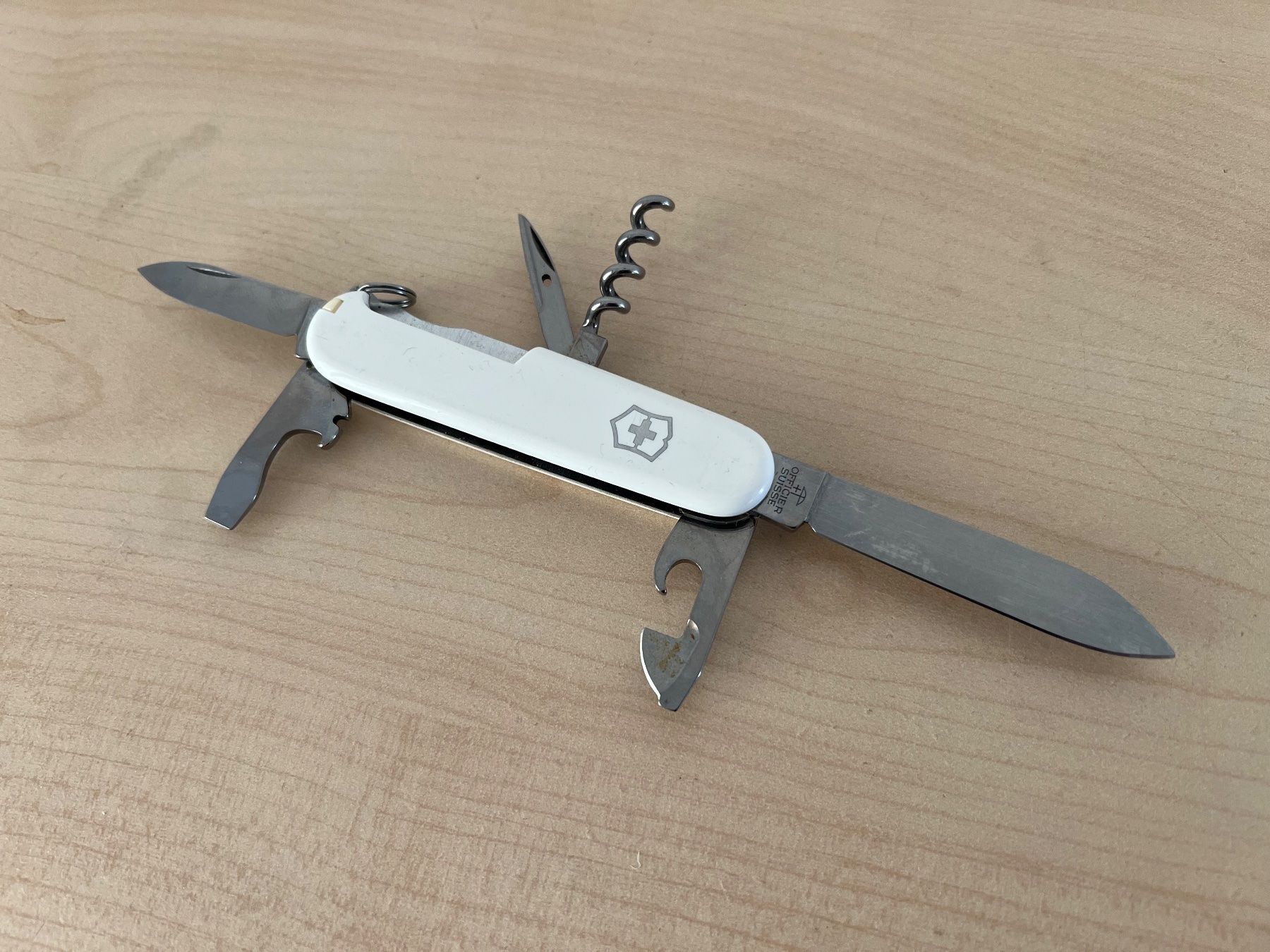 Victorinox Coltelli tascabile: Victorinox officier Suisse – Nuovo (secondo la descrizione) da Frauenfeld venduto da dilili 4