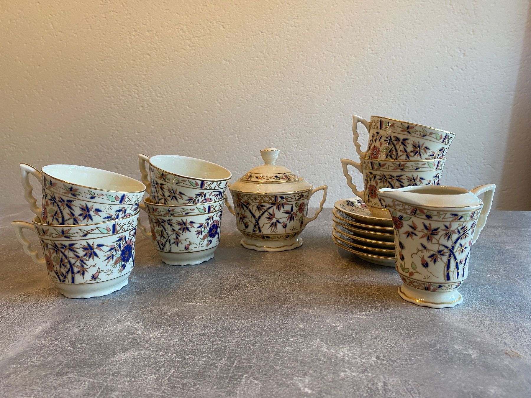 Zsolnay Set di piatti: Zsolnay Hungary – Usato da Bern venduto da vas_tw9r