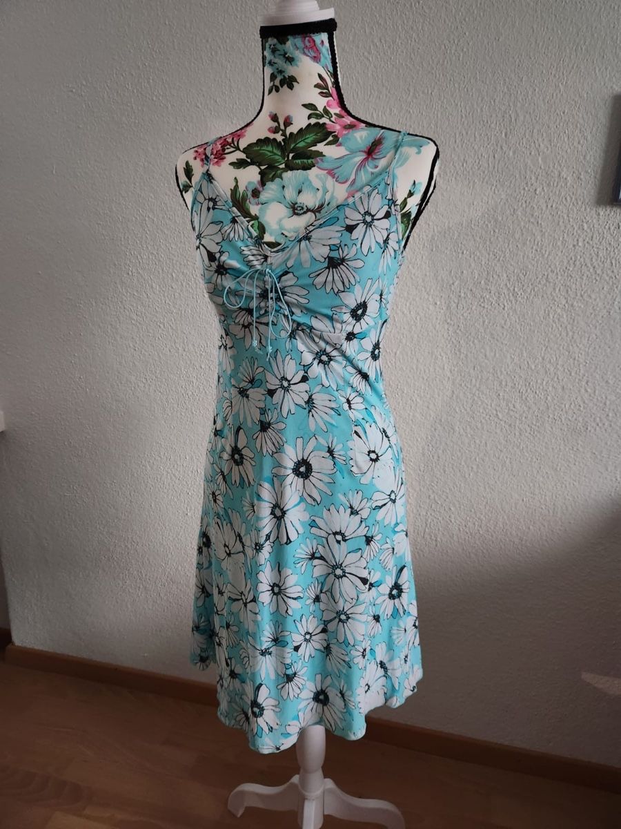Esprit Vestiti: Summer Dress ESPRIT, Size Small – Usato da Fällanden venduto da ekaterinatheissl
